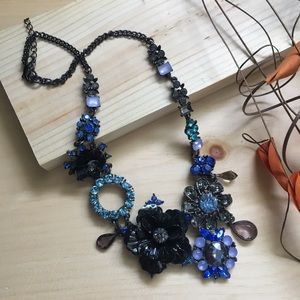 Stunning asymmetrical LOFT statement necklace